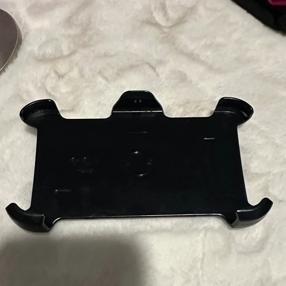 Black Phone Belt Clip Otter Box
